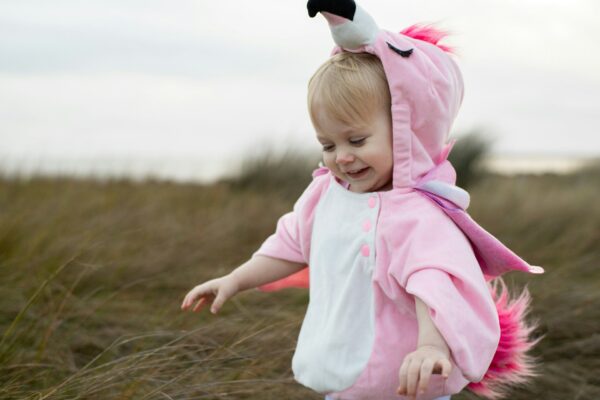« Il te faut encore devenir enfant et sans honte ! » – Nietzsche